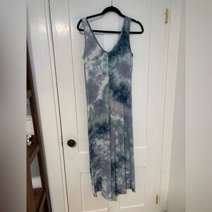 Tie-Dye V neck ribbed romper. Never been worn